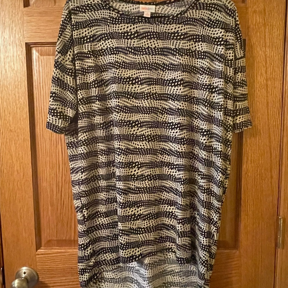 LulaRoe Irma top